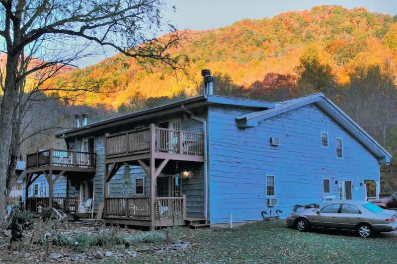 Misty Mountain Ranch B&B Мегги-Вэлли Экстерьер фото